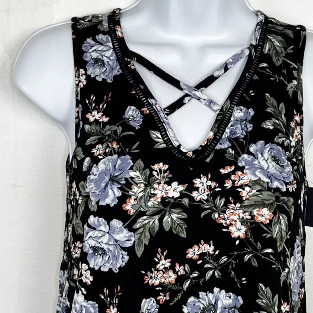 American Eagle Flower Tank Top
